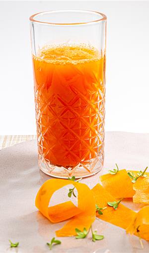 Свежевыжатый сок морковный